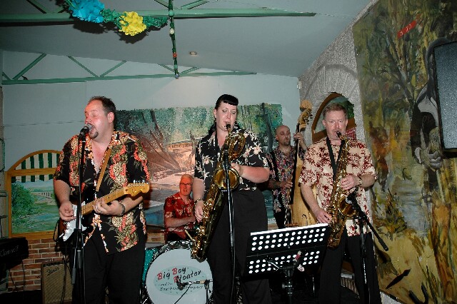 min 2006 06 11 guinguette mp 324